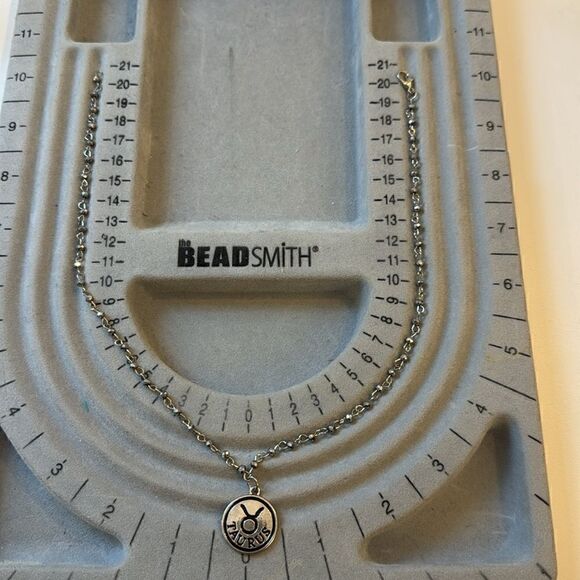 Taurus Silver Necklace zodiac - Picture 4 of 4